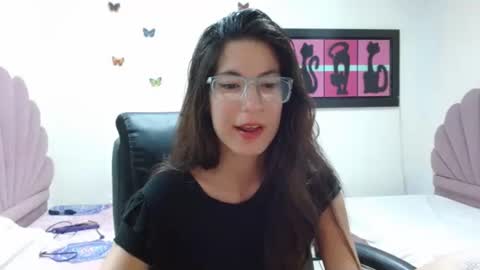 Snapshot of chris_gil785 chatting on March 8, 4:01 am Christal Gil online show from March 8, 4:01 am