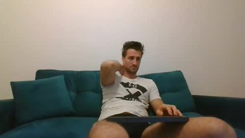 Snapshot of chrisaron chatting on February 24, 3:12 am chrisaron online show from February 24, 3:12 am