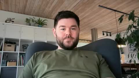 Chris one online show from April 16, 8:25 am