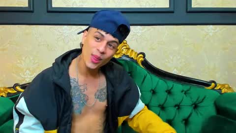 Chris online show from October 12, 11:47 am