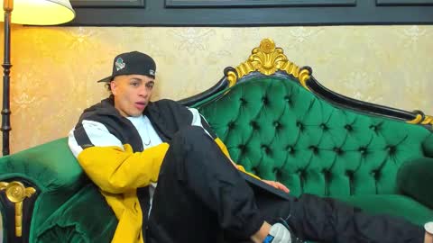 Chris online show from October 9, 11:26 am