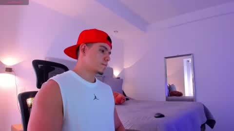 chrismorgan24 online show from October 15, 6:09 pm