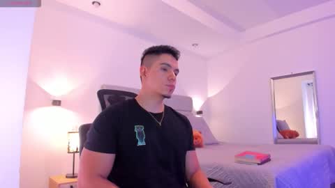 chrismorgan24 online show from October 11, 1:54 am