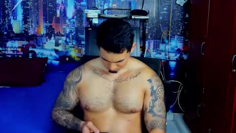 Chriss Stewart online show from October 14, 1:52 am