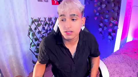 Christian Wang online show from April 15, 11:35 am