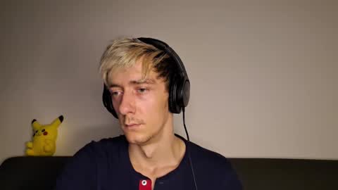 Christopher online show from October 11, 5:16 pm