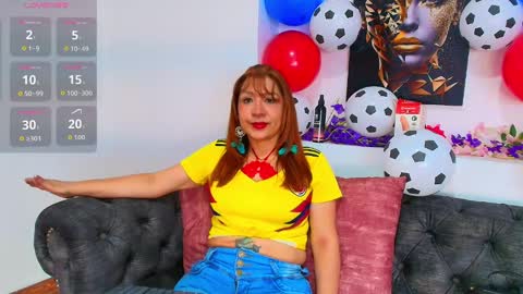 Snapshot of christin_lake chatting on September 9, 7:36 pm christin_lake online show from September 9, 7:36 pm