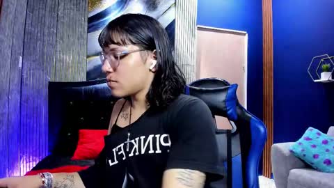 CHRISTINA online show from October 24, 7:58 pm