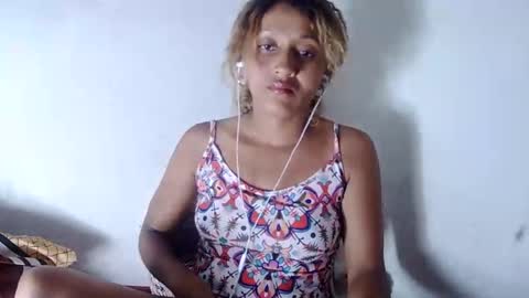 Snapshot of christine213 chatting on February 1, 11:53 am christine213 online show from February 1, 11:53 am