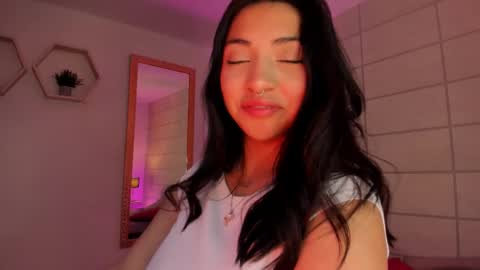 Christine  online show from March 18, 12:33 pm