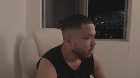 Chris online show from November 18, 12:57 am