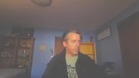 chrisw8121 online show from March 21, 2:22 pm