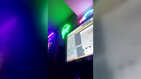 chronicvibez online show from June 21, 2:40 am