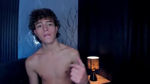 chrristopher77 online show from January 9, 9:31 pm