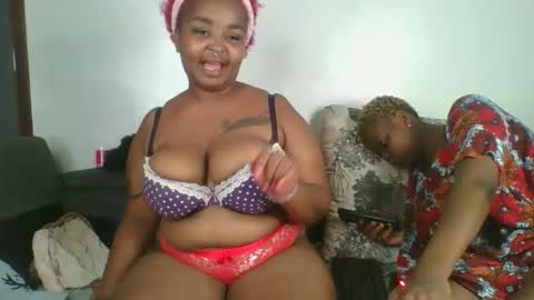 chubby_princess2 online show from October 1, 4:39 pm