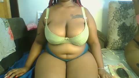 chubby_princess2 online show from October 15, 2:51 pm