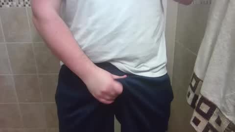 Snapshot of chubbycub14 chatting on February 20, 7:19 pm chubbycub14 online show from February 20, 7:19 pm
