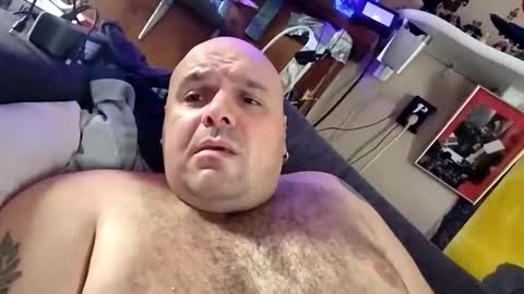 Chubbydutch man online show from October 13, 7:54 am