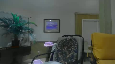 chuck354139 online show from January 12, 10:56 am