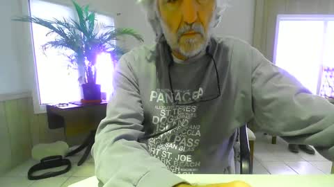chuck354139 online show from January 21, 6:12 pm