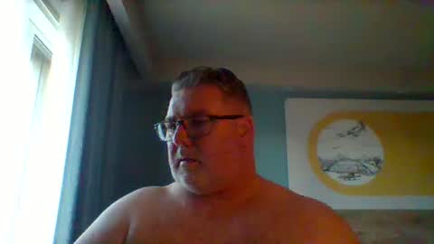 Griff online show from June 10, 5:45 pm