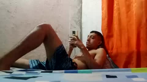 chupaculitos77 online show from July 14, 6:24 pm