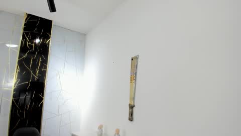 ...   ... online show from February 2, 4:42 am