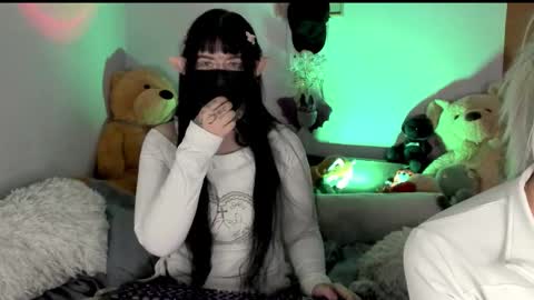 Helen and Teya online show from September 22, 2:32 pm