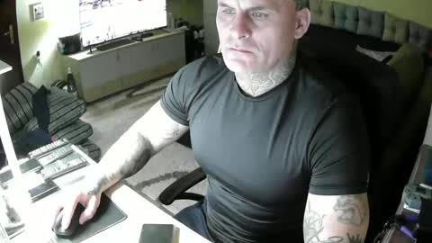 cikakure16081976 online show from February 6, 6:02 pm