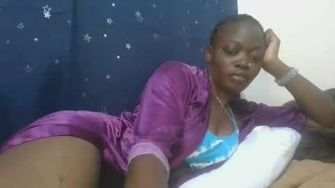 Snapshot of cilia_petite chatting on February 18, 8:36 pm cilia petite online show from February 18, 8:36 pm
