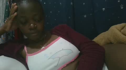 Snapshot of cilia_petite chatting on February 26, 8:50 am cilia petite online show from February 26, 8:50 am