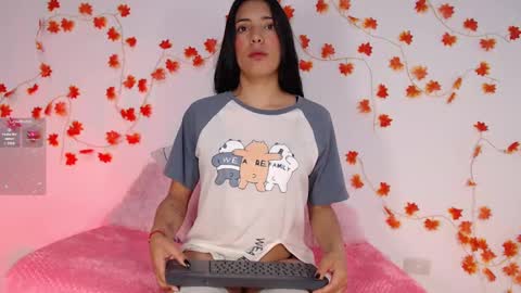 Snapshot of cinderella_lewis chatting on March 11, 1:12 pm Sofi Eva and Mey online show from March 11, 1:12 pm