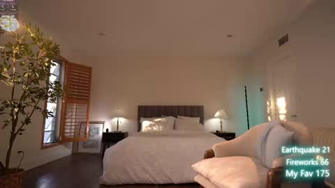 Snapshot of cindy_luv chatting on September 15, 11:55 am cindy_luv online show from September 15, 11:55 am