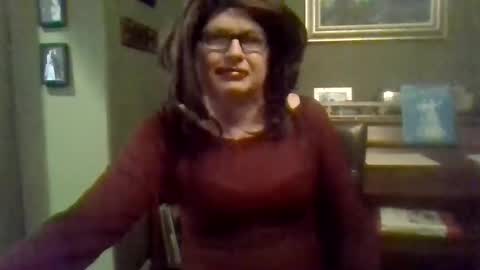 cindyhewittslut online show from October 1, 6:34 am