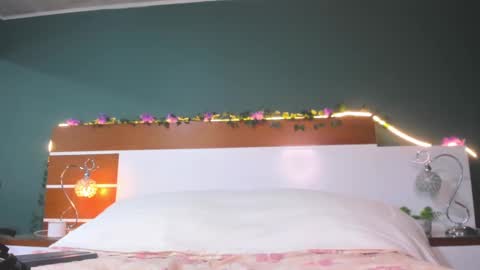 Karla  online show from October 24, 8:09 pm