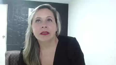 Snapshot of cinthia1609 chatting on March 3, 8:21 pm cinthia1609 online show from March 3, 8:21 pm