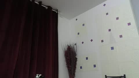 Snapshot of cinthia2525 chatting on January 10, 2:34 pm cinthia2525 online show from January 10, 2:34 pm
