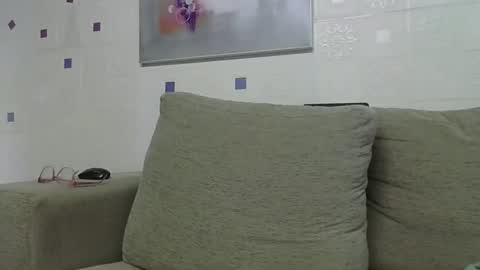 Snapshot of cinthia2525 chatting on March 11, 10:51 am cinthia2525 online show from March 11, 10:51 am