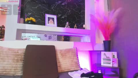 Cinthya  online show from March 30, 12:38 pm