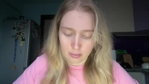 citrusblissss online show from September 15, 12:17 pm