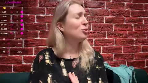 citrusblissss online show from November 24, 12:48 pm