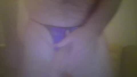 Snapshot of cj9898765 chatting on March 5, 6:44 am cj9898765 online show from March 5, 6:44 am