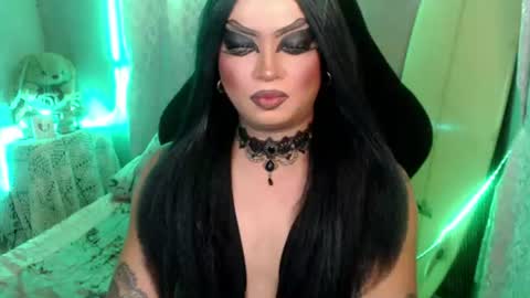 QUEEN CESS online show from June 19, 2:56 pm