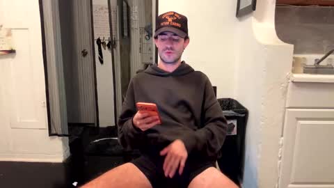 ckeefer96 online show from April 4, 10:50 pm