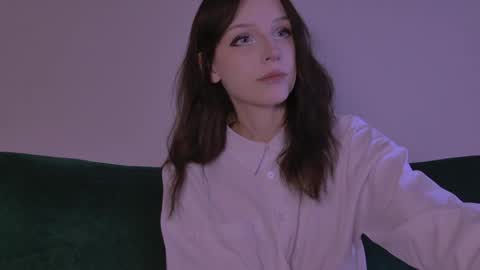 Claire Bennett online show from April 15, 1:42 am