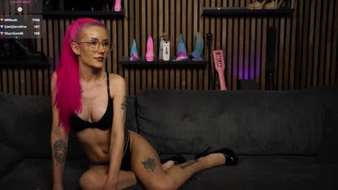 ClaraStylezZ online show from March 28, 3:24 pm