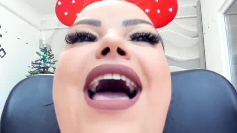 Clara and Nicky online show from December 22, 11:44 am