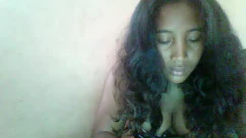 Snapshot of clarah0123 chatting on February 4, 5:53 am Clarah0123 online show from February 4, 5:53 am