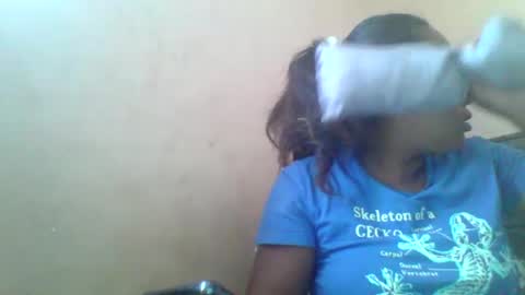 Snapshot of clarah0123 chatting on February 10, 6:53 am Clarah0123 online show from February 10, 6:53 am