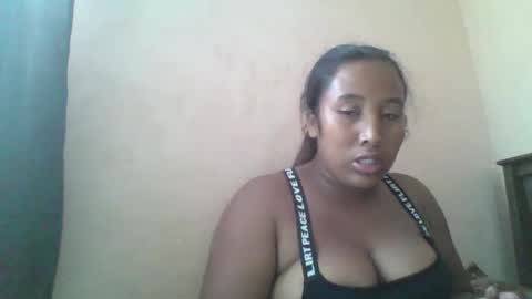 Snapshot of clarah0123 chatting on January 29, 7:36 am Clarah0123 online show from January 29, 7:36 am